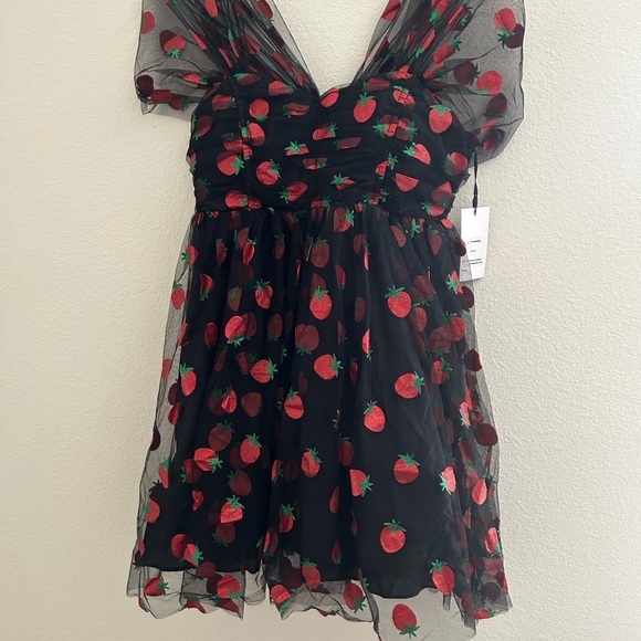 NWT Unique Vintage Black Strawberry Dress Large 10/12 strawberry novelty dress - Picture 2 of 13